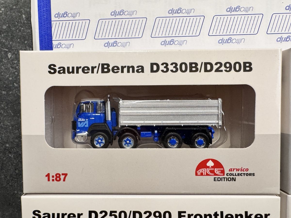 Saurer Modellini d'auto: Saurer Modelle 1:87 von ACE – Nuovo e nell'imballaggio originale da Lenk im Simmental venduto da trampeltier61 1