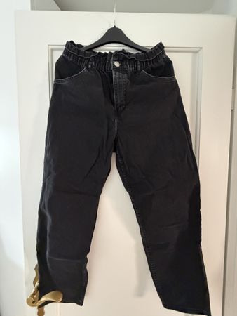 Zara Jeans schwarz mit Gummibund Grösse M guter Zustand