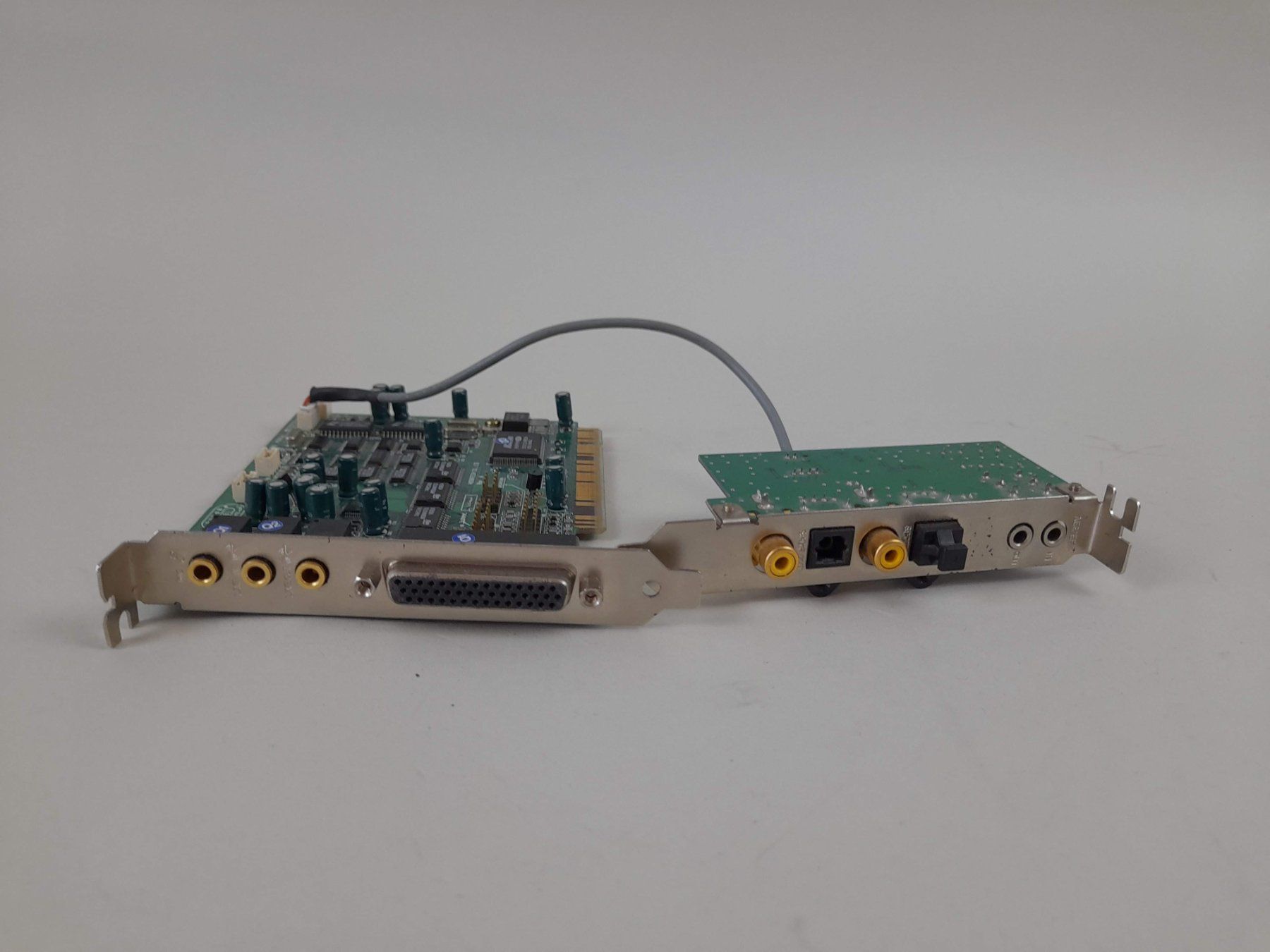 Studioequipment: STA Hoontech ADC & DAC 2000  SCAD-500A ADCD  Audio Interface – Gebraucht aus Liebefeld von Restwert_Liebefeld 4