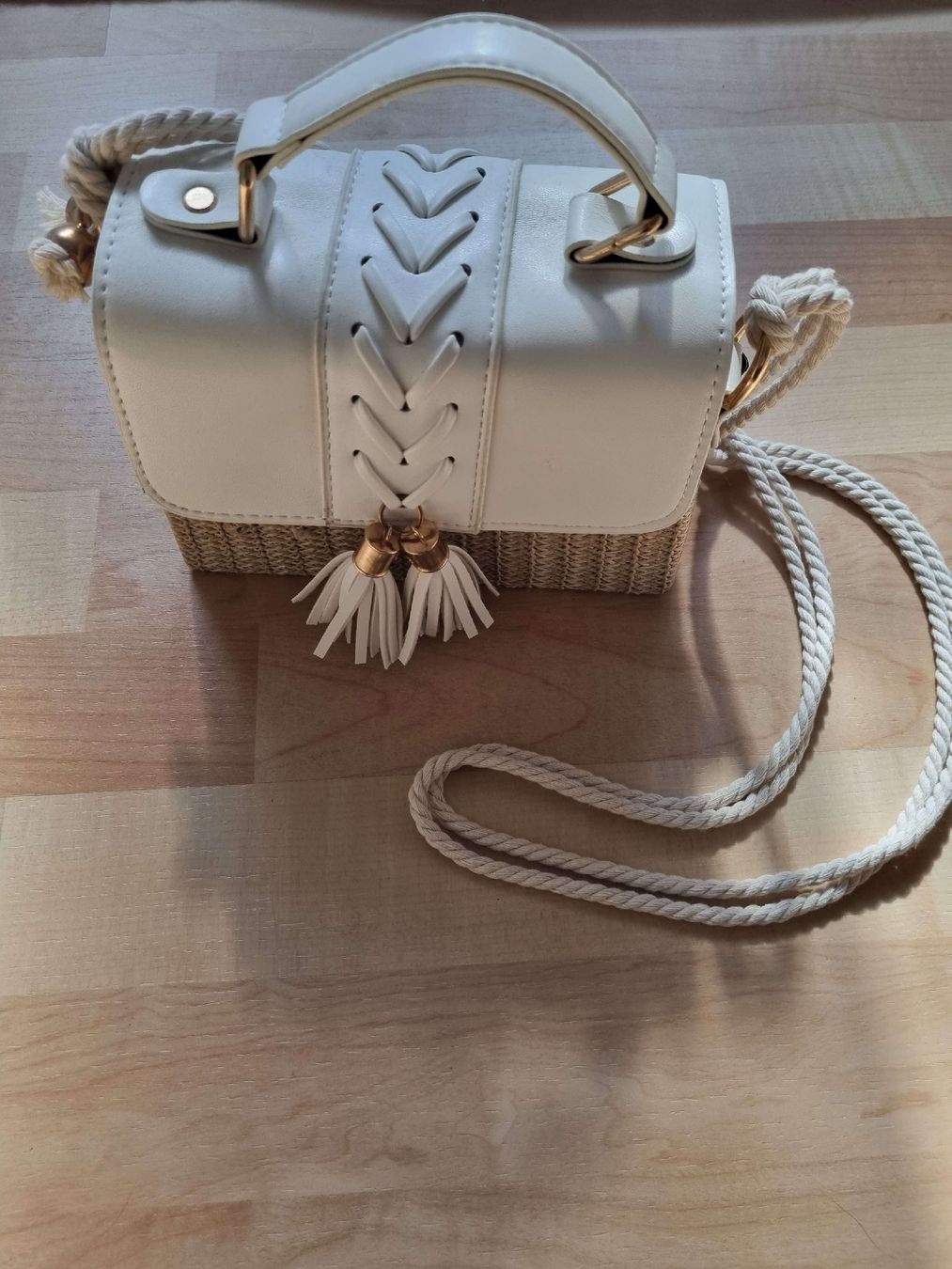 Borse da donna: Wunderschöne Handtasche Neu! – Nuovo (secondo la descrizione) da Gunzgen venduto da Celine22