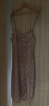 Robe d'été à bretelles imprimé floral taille S