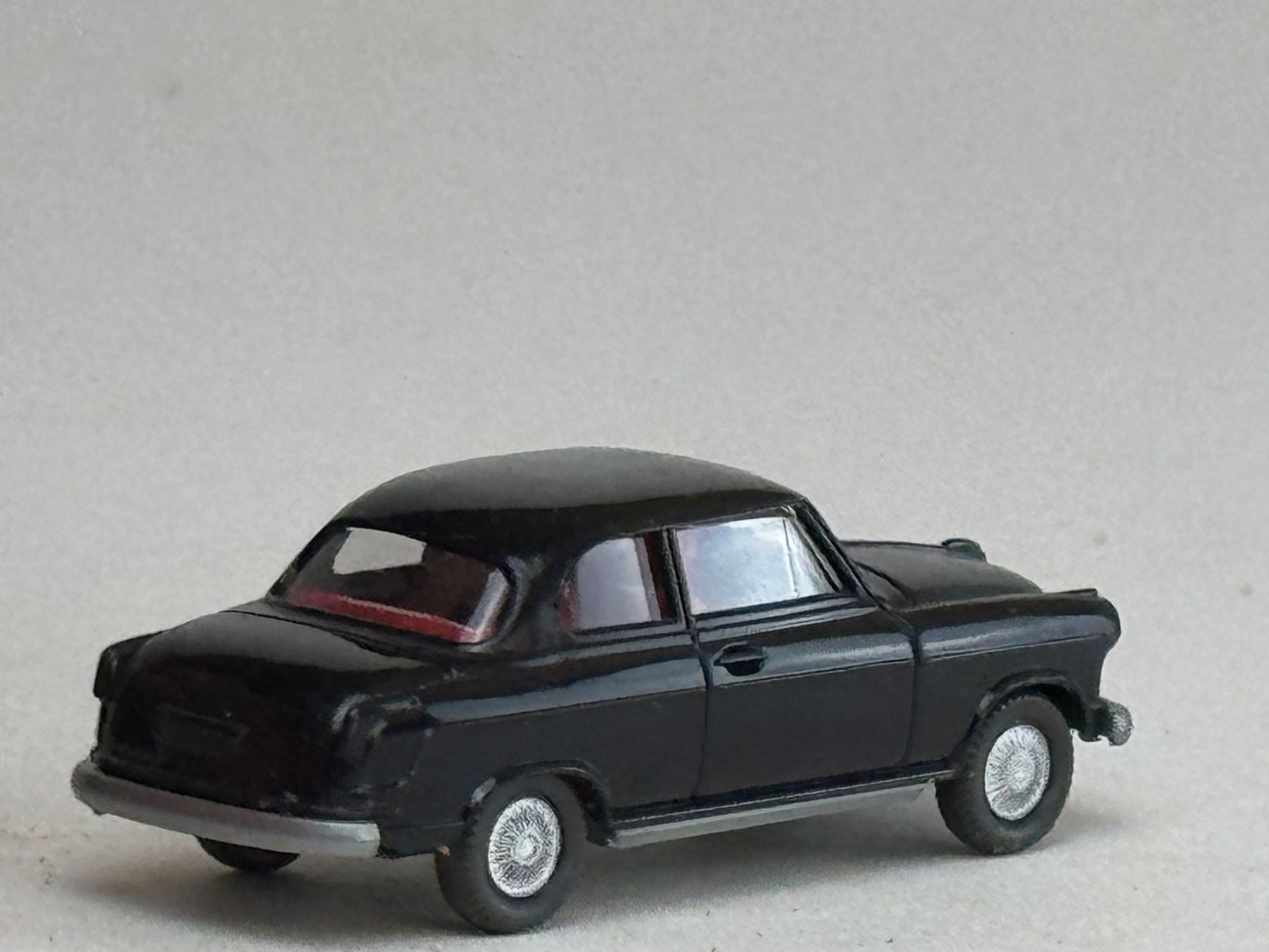 Wiking Modellini d'auto: VE1- Wiking Borgward Isabella schwarz – Usato da Elm venduto da Wikmtz 1