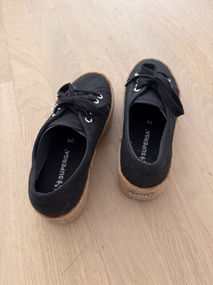 Superga Scarpe da donna: Superga Espadrille Platform Sneakers Black Size 36 – Usato da Dübendorf venduto da ClaraS. 3