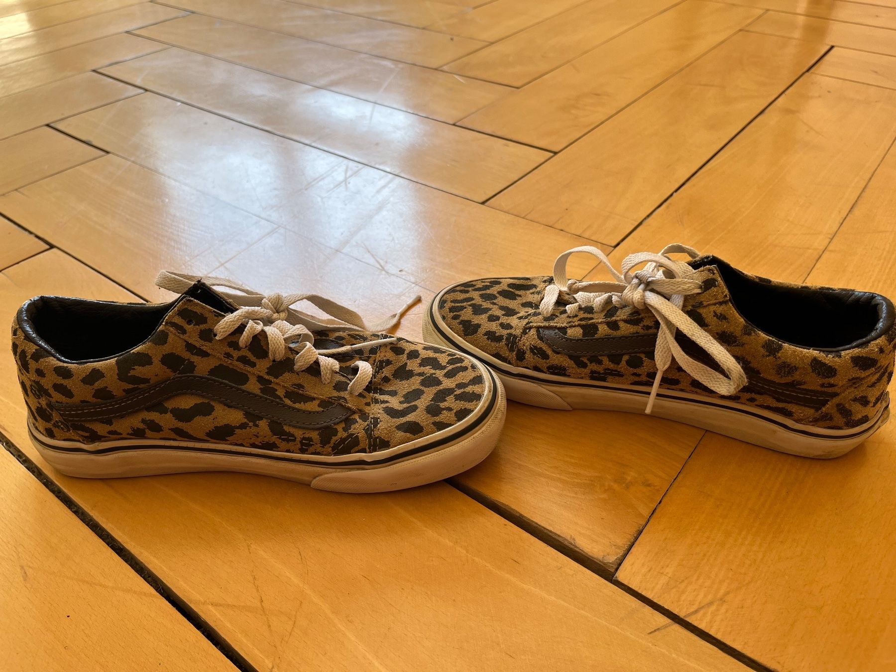 Vans Scarpe da uomo: Vans Sneakers Leo-Muster Grösse 36.5/37 – Usato da Zürich venduto da nina.robin 2