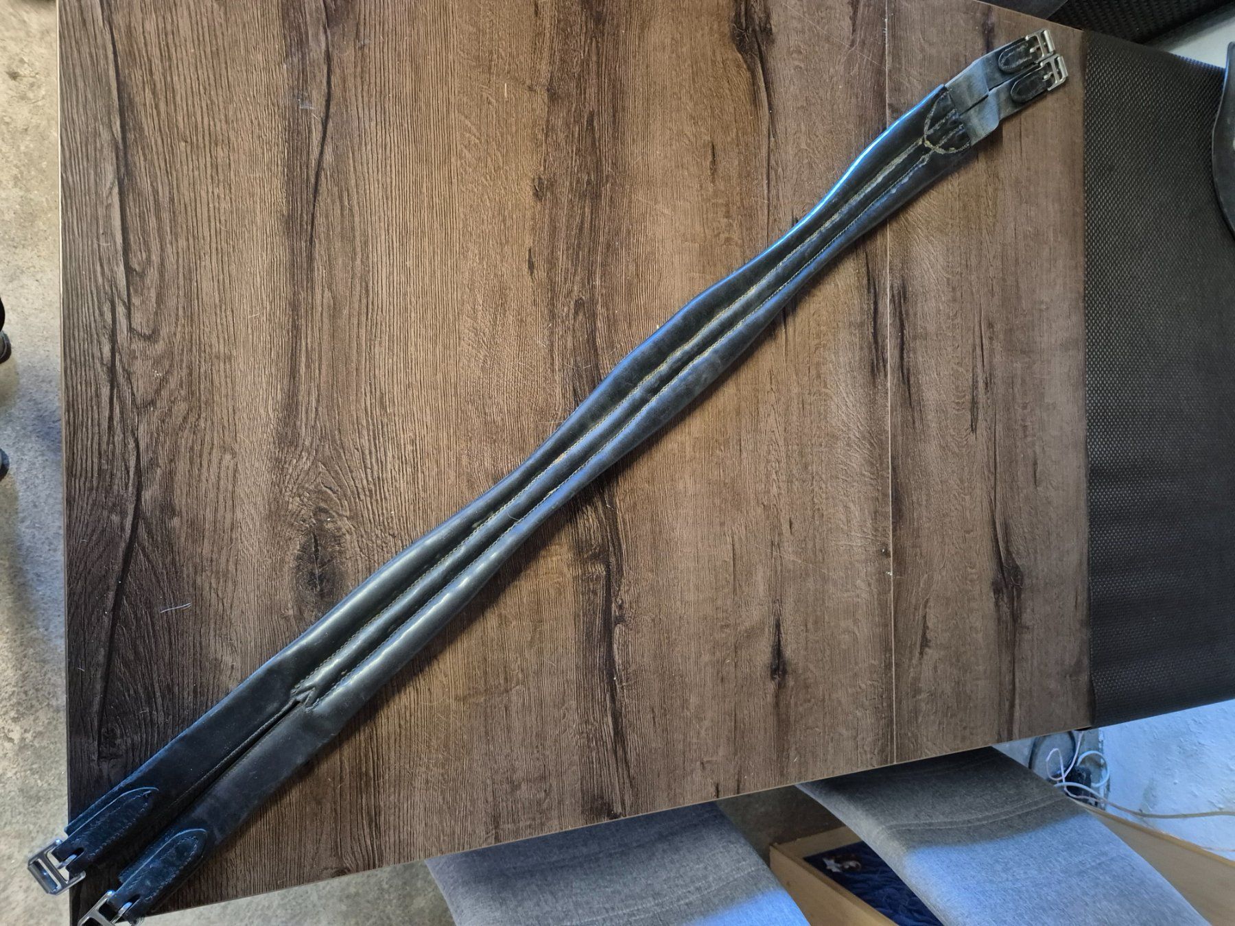 Briglie & Cavezze: Stübben Leder Sattelgurt 135cm – Usato da Meggen venduto da Orrinka20 2