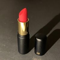 wie NEU: H&M matte Lippenstift Farbe Follow my lead