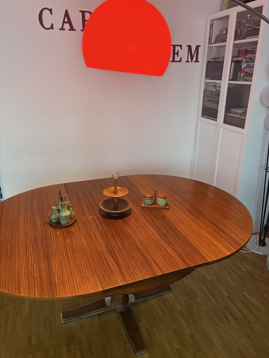 Allestimento di negozi e stand fieristici: Magnifique ensemble de articles en Teak vintage  – Usato da petit lancy venduto da FerreiraLuis