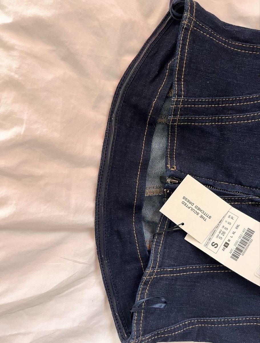 Zara Vestiti: Robe en denim ZARA – Nuovo e nell'imballaggio originale da Fribourg venduto da Wabisabi. 3