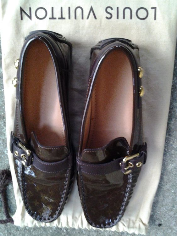 Mocassin Louis Vuitton en cuir vernis pointure 36 Kaufen auf Ricardo