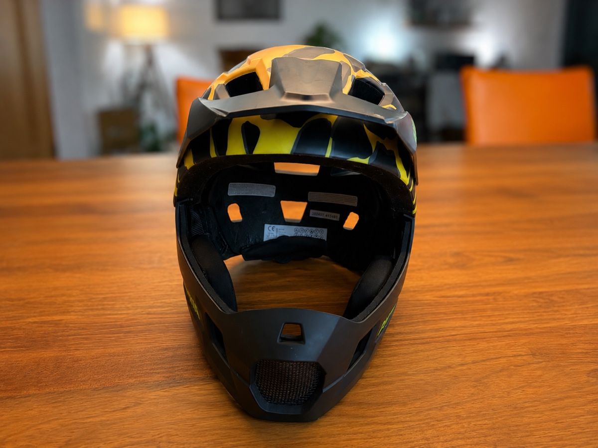 Alpina Caschi: Alpina Fullface Helm für Kinder – Usato da Bättwil venduto da mako0201 1