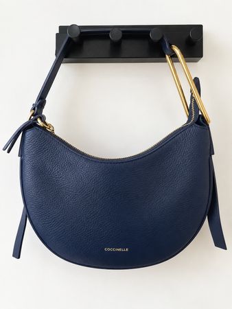 Handtasche Coccinelle Leder dunkelblau neu mit Etikett