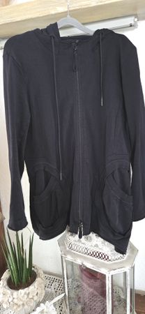 Schwarze Rundholz Strickjacke mit Kapuze, Grösse M, Top Zust