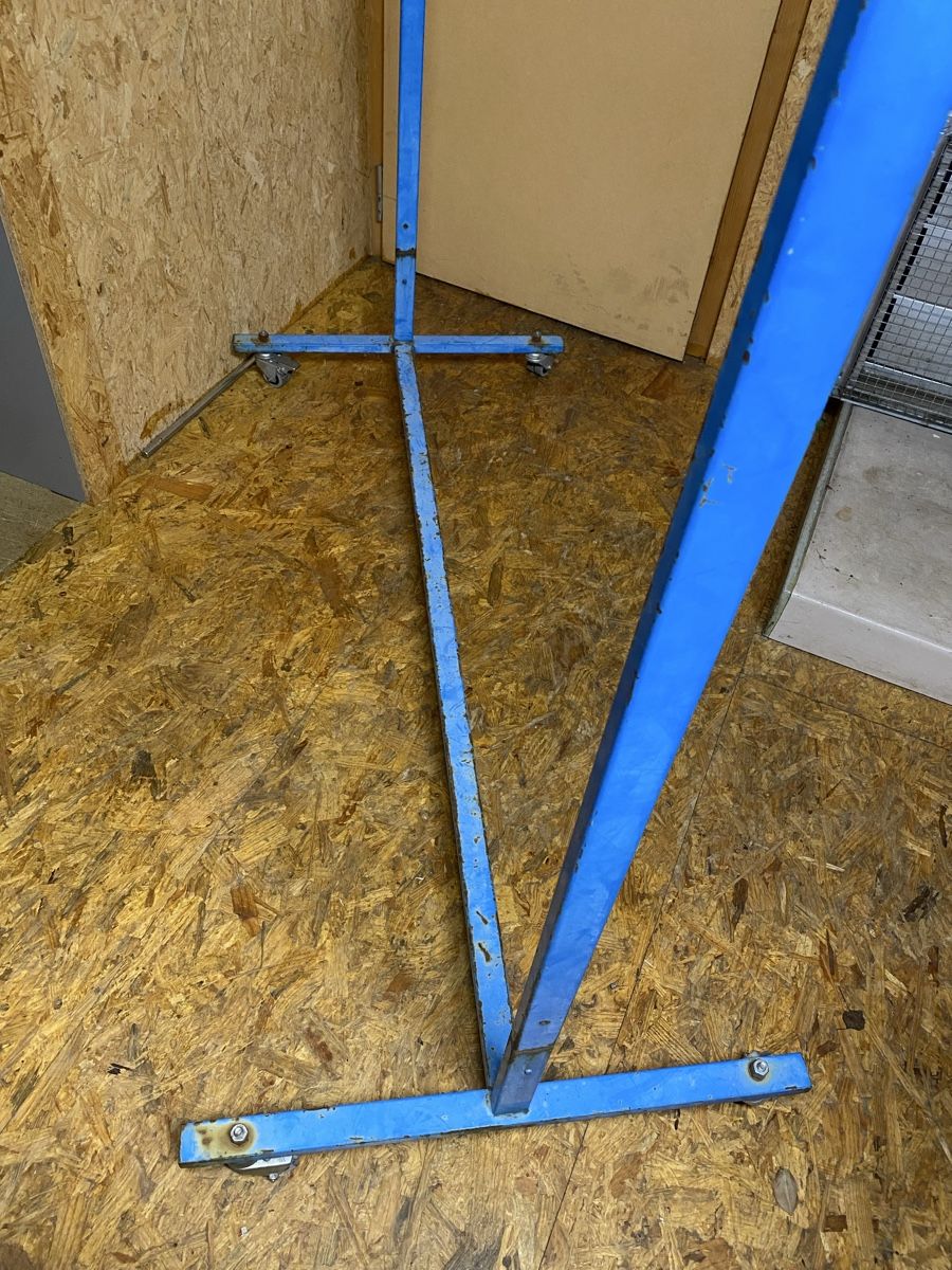 Altro in Decorazioni & Accessori: Metallstünder mit Rädern – Usato da Pfäffikon ZH venduto da Deko-Stopp