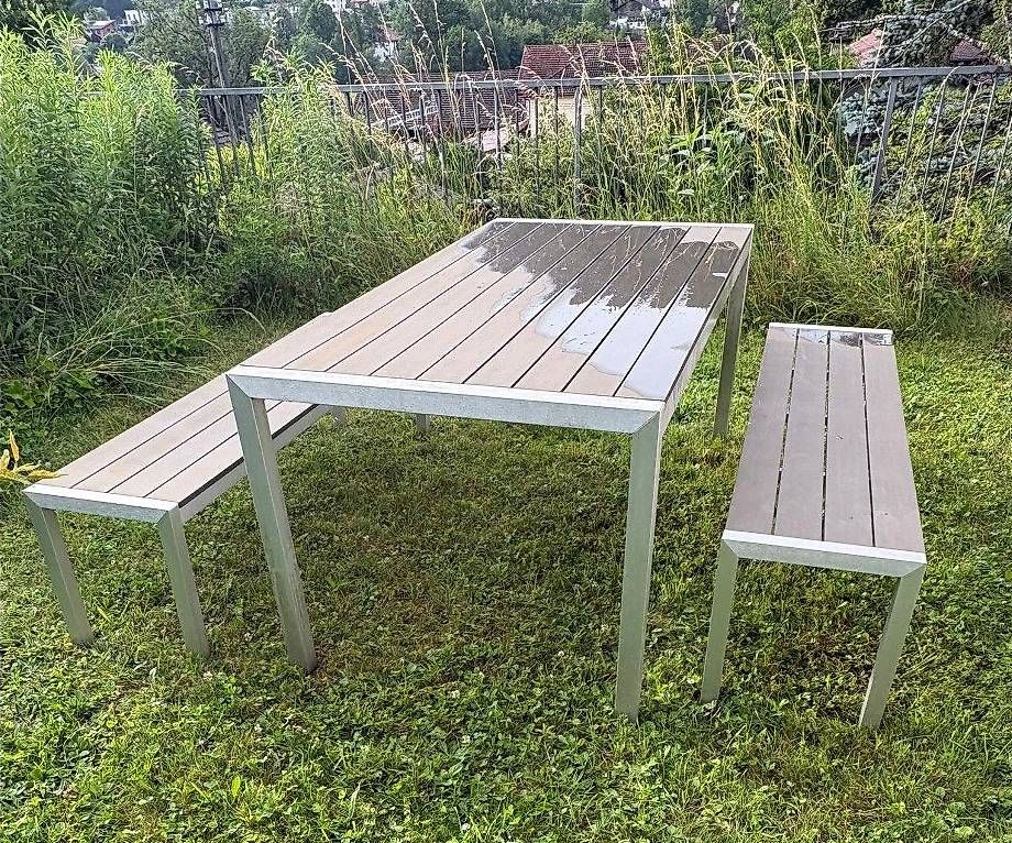 Tables: Gartentisch mit 2 Bänken – D'occasion à Nidau par jul_6tpv