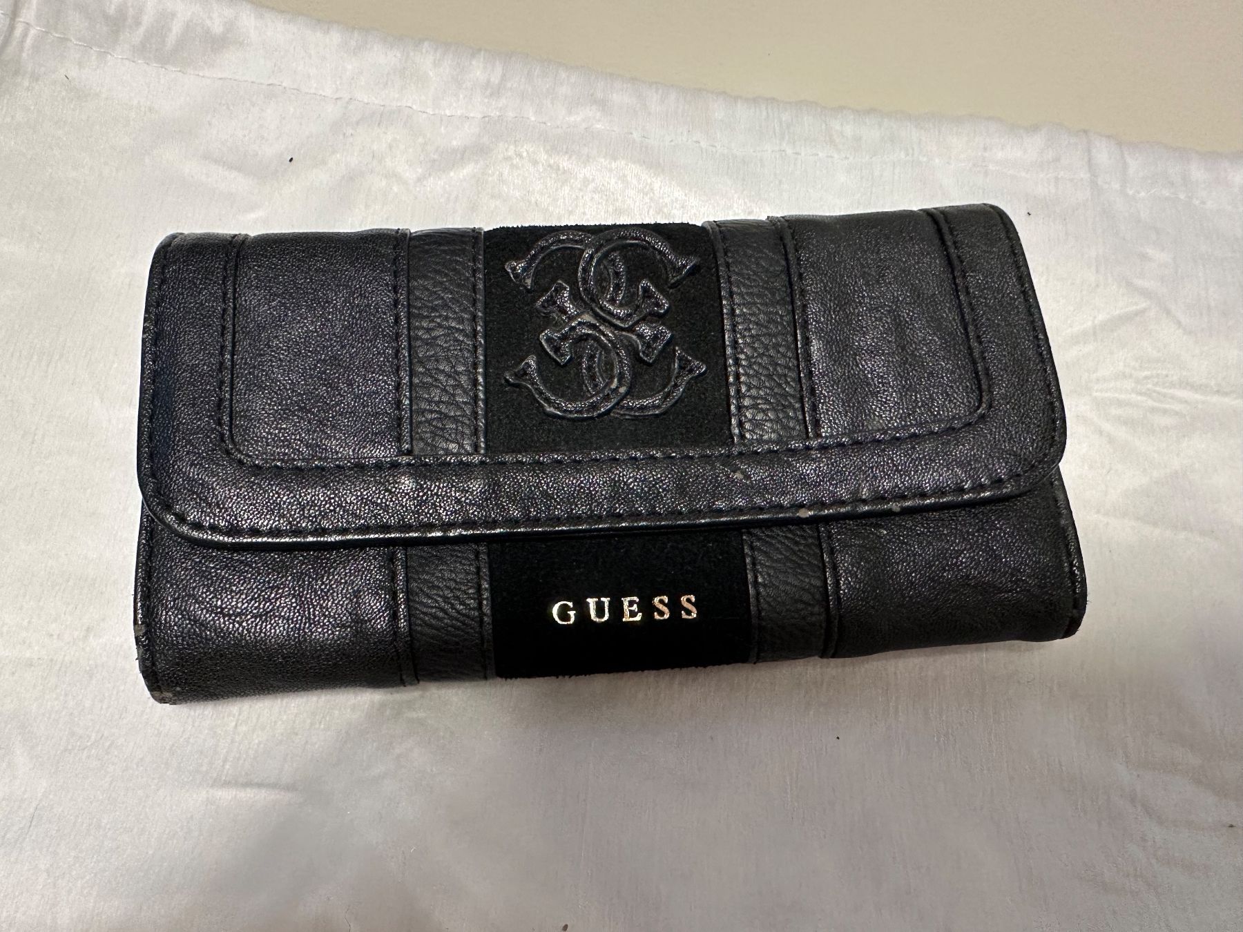 Guess Portamonete: Guess Portemonnaie – Usato da Niederhasli venduto da R__A