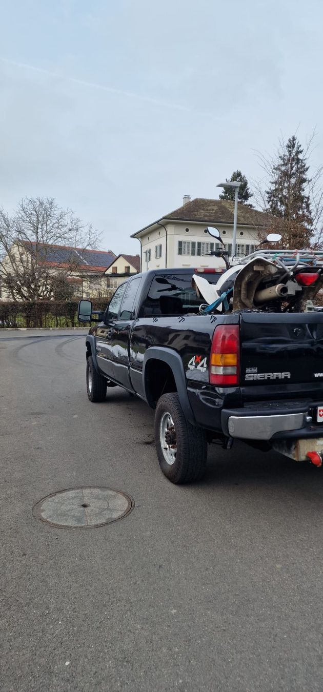 GMC Automobili: GMC Sierra 2500HD 10TDruckluft – Usato da Seengen venduto da jar_6lly 6