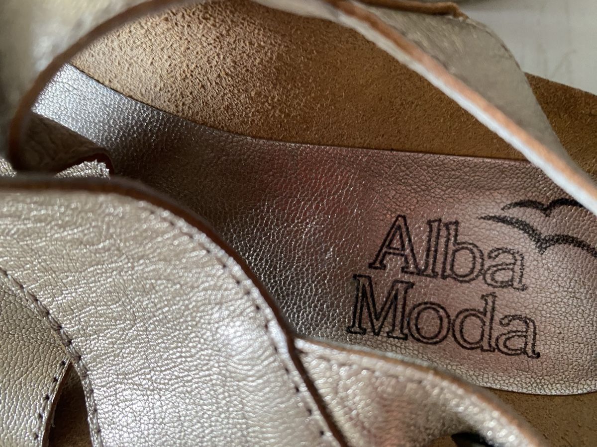Alba Moda Scarpe da donna: Sandale Alba Moda – Usato da Fribourg venduto da coliclo 2