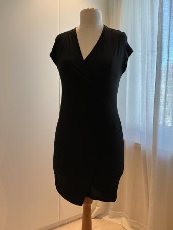 Kleid in Wickek-Optik von Benetton