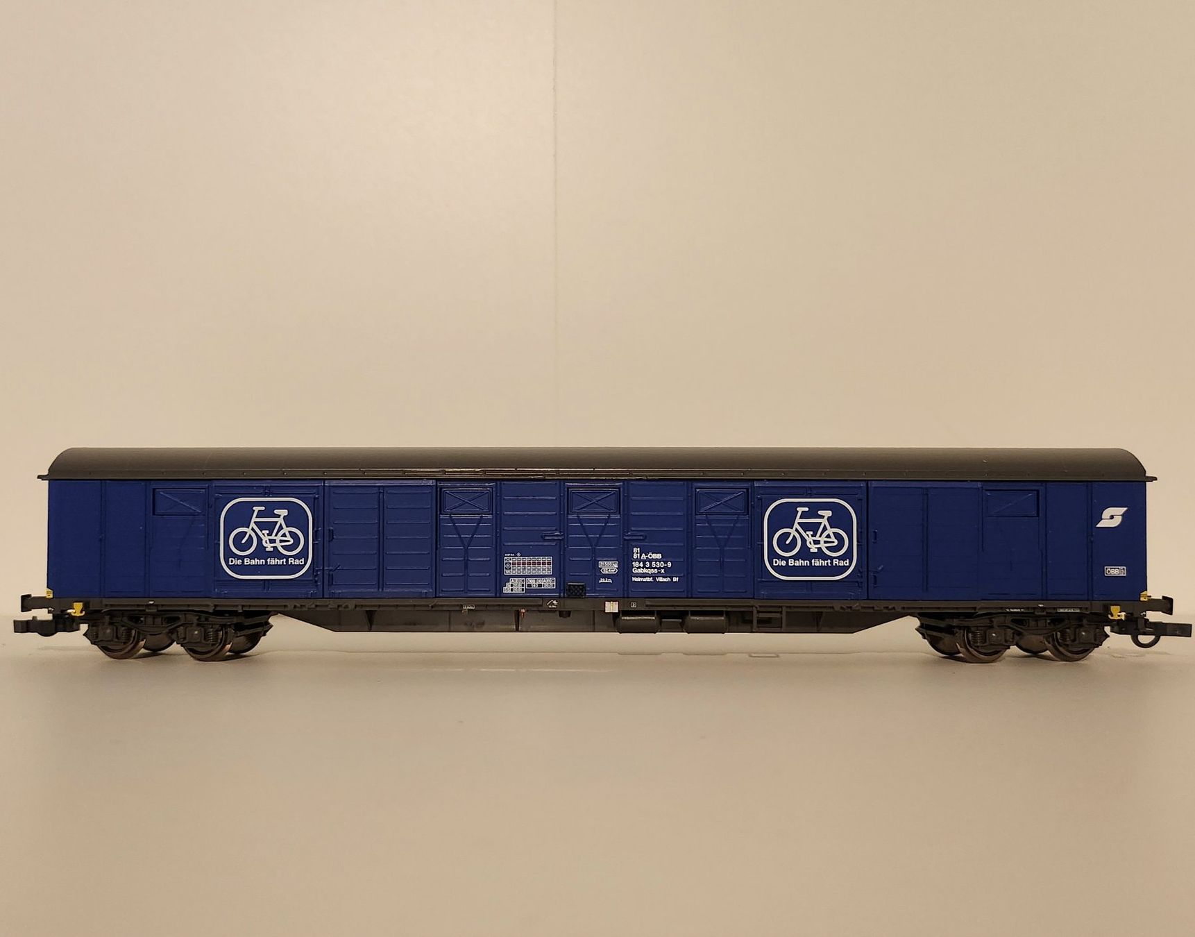 Roco Modellini di ferrovie: Roco 3er Set: ÖBB Fahrradtransport – Nuovo (secondo la descrizione) da Wittenwil venduto da ced_q8j7 2