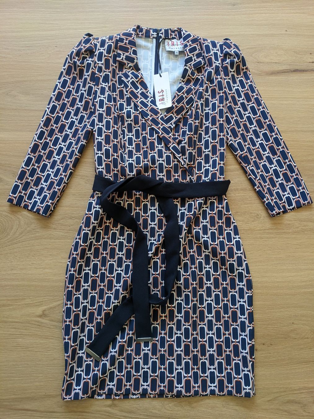 Morgan Kleider: Morgan x Iris Mittenaere Kleid Gr. 36 – Neu (gemäss Beschreibung) aus Lengnau AG von Nathi88