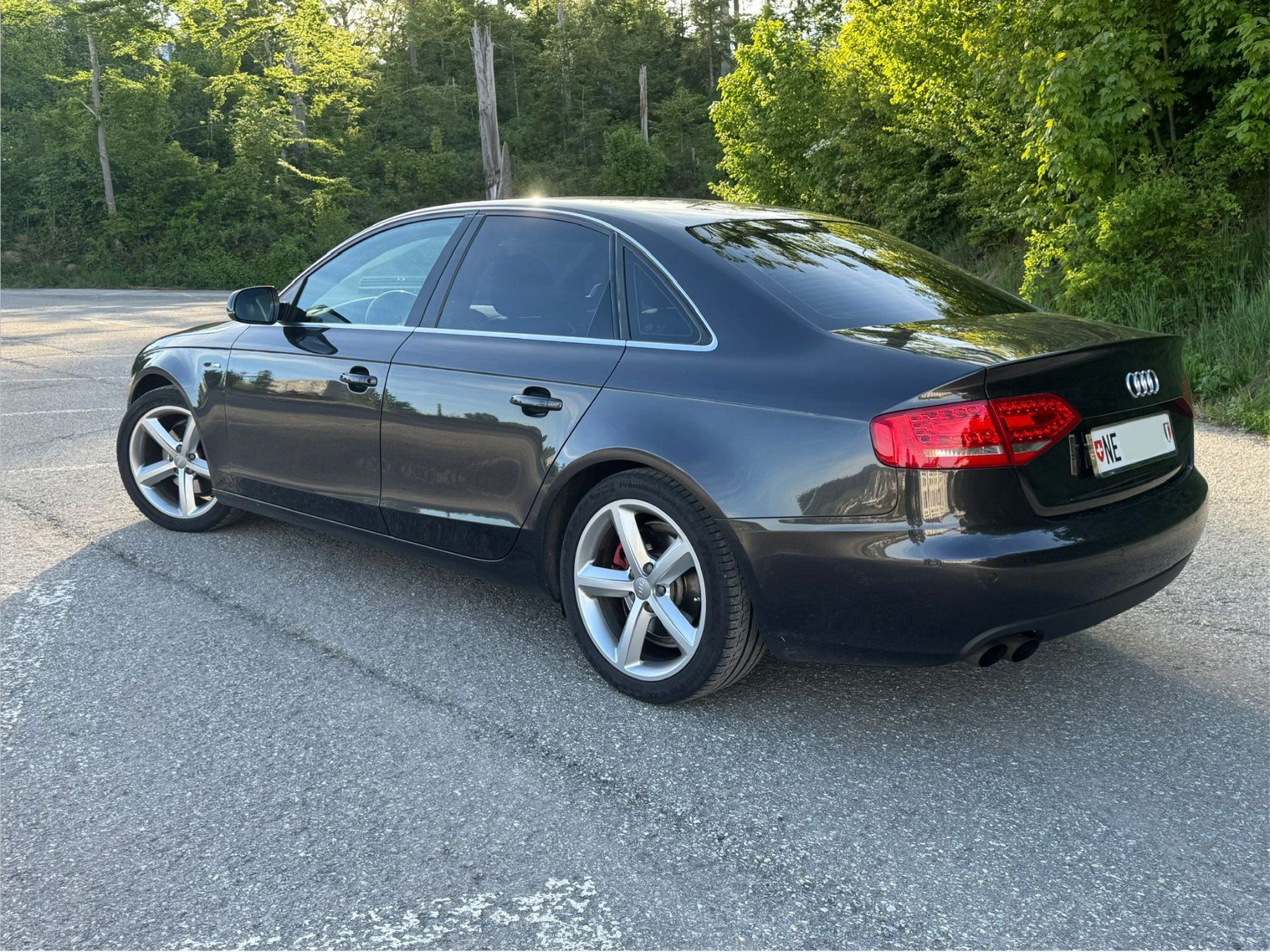 Audi Automobili: Audi A4 Limousine 2.0 TFSI – Usato da La Chaux-de-Fonds venduto da TheGuesh 3