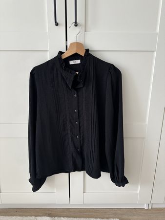 Schwarze Bluse mit Kräuselkragen,  Gr. XS Top Zustand