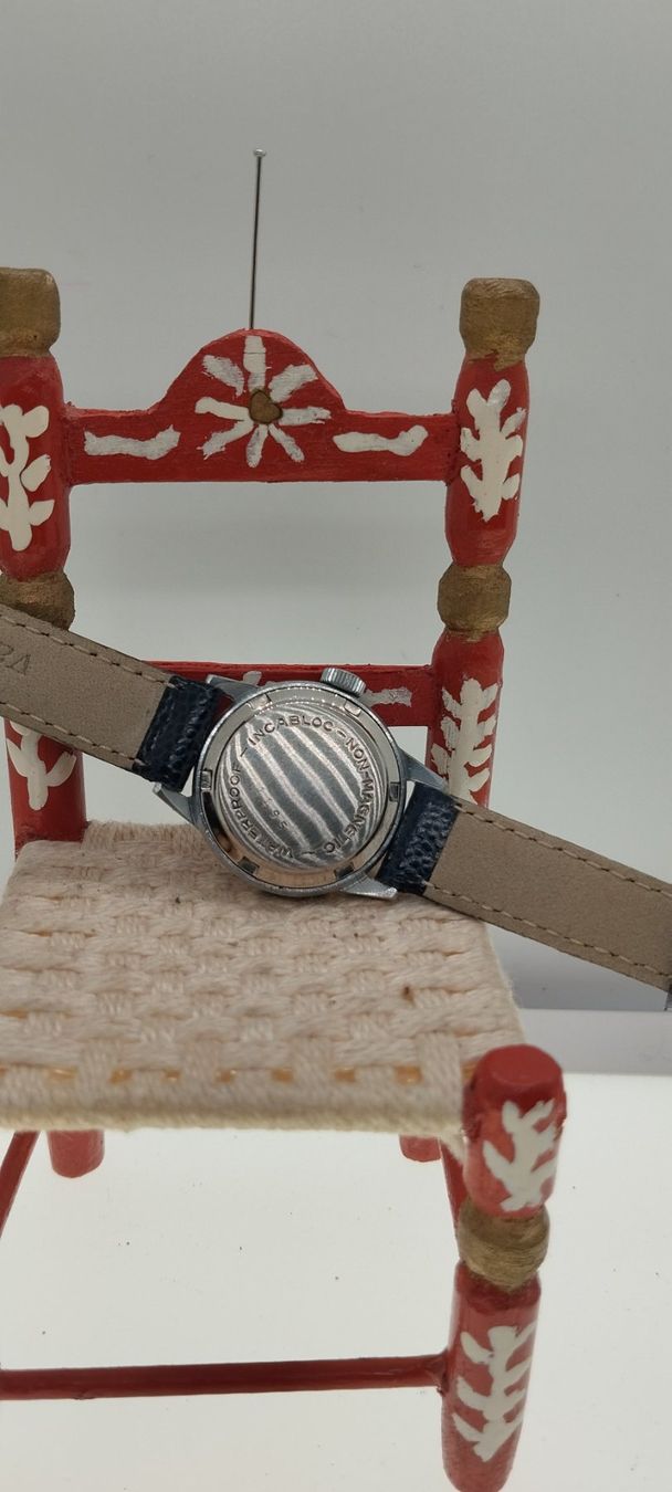 Uhren: Montre schwarz Genève – Gebraucht aus La Chaux-de-Fonds von jac_9llg 7