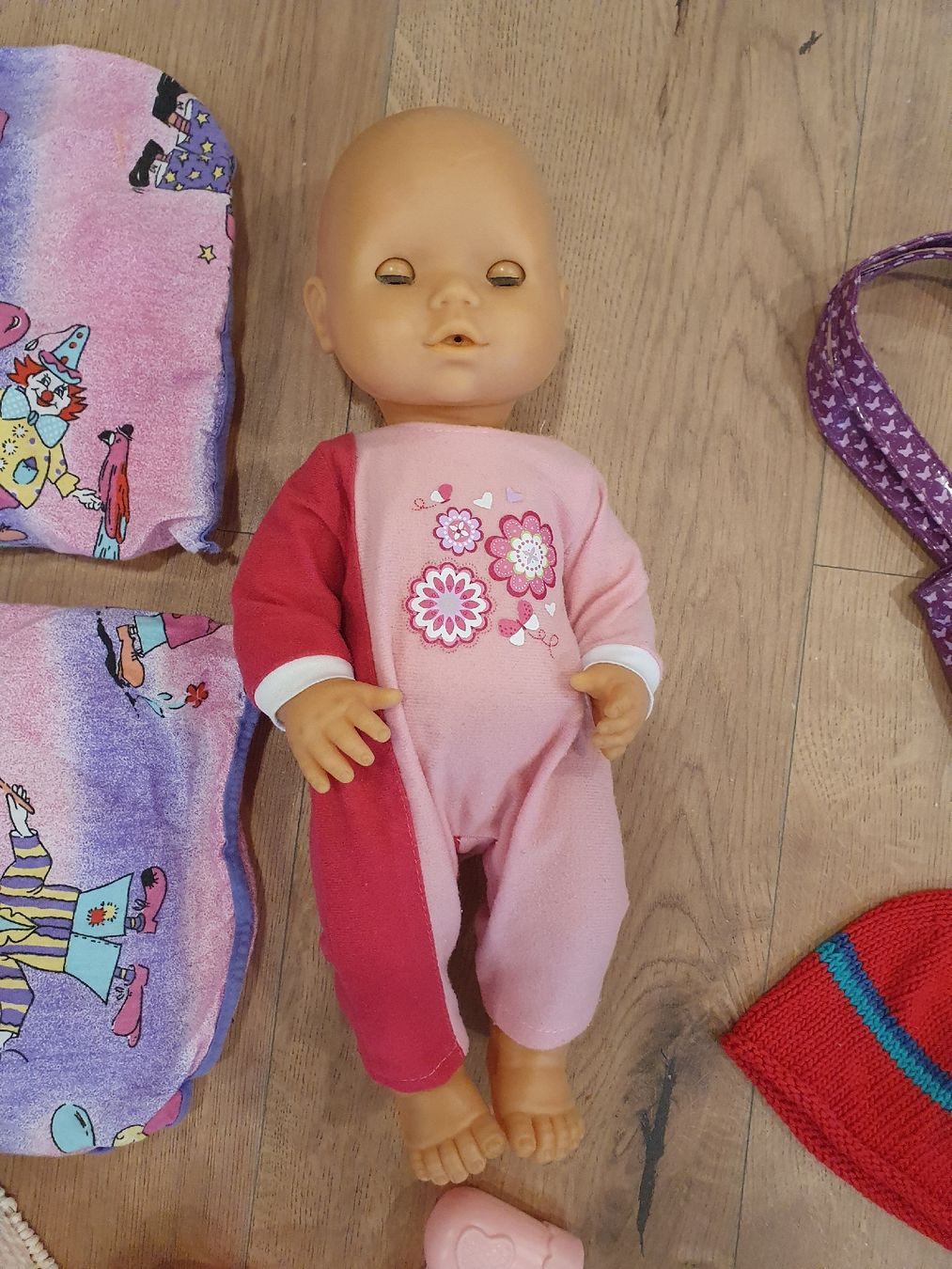 Giocattoli: Puppe mit div. Zubehör – Usato da Niederönz venduto da STI88 2