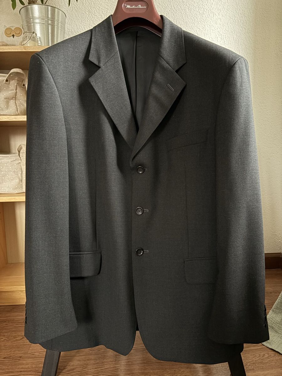 Giacche: Veston noir élégant, taille 50 – Nuovo (secondo la descrizione) da Villars-sur-Glâne venduto da mel_6q5w