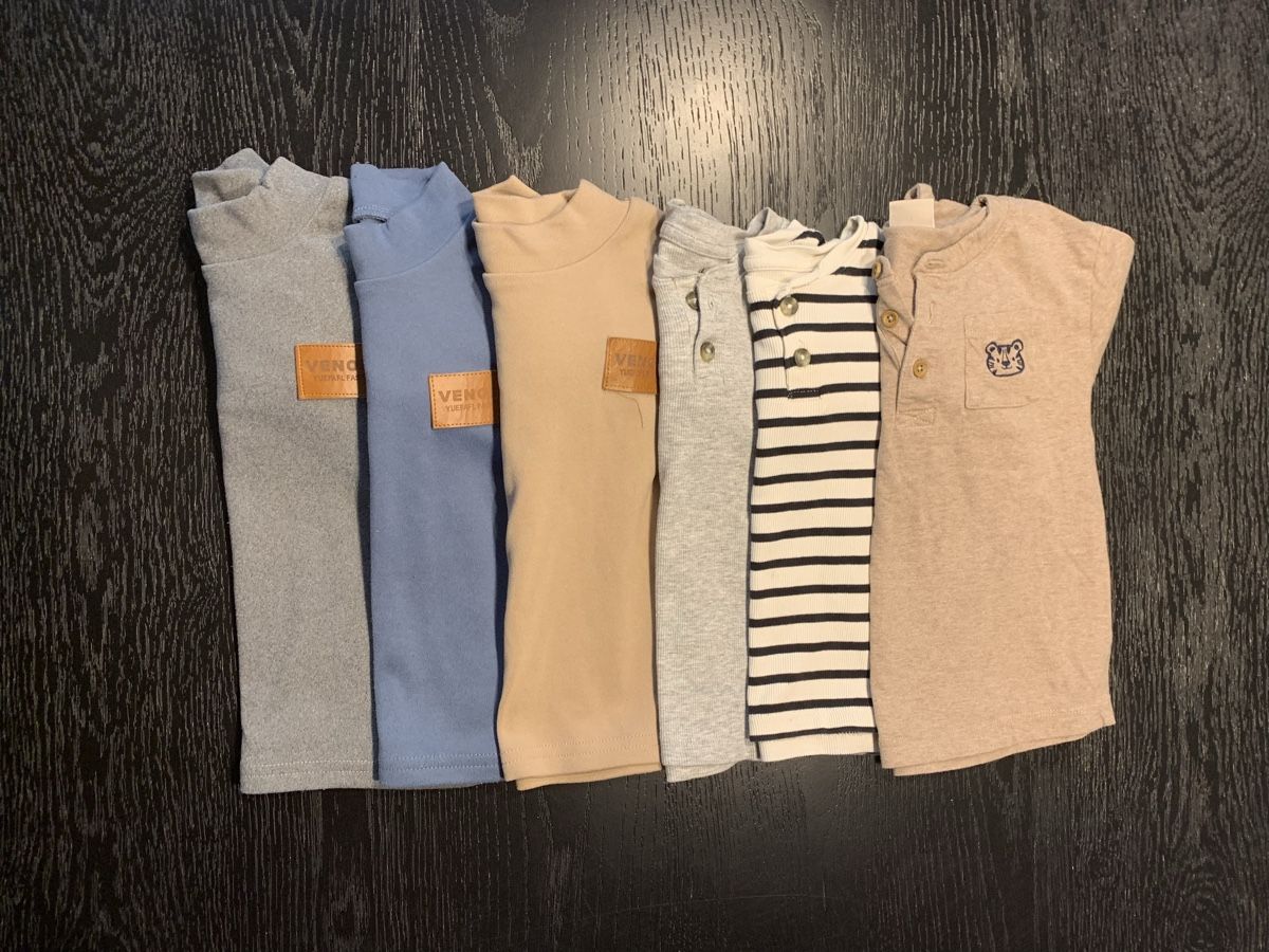 Kleiderpakete & -sets: 11 Jungen Pullover & Langarmshirts Gr. 98/104  – Gebraucht aus Klosters von ari_6y9m 1