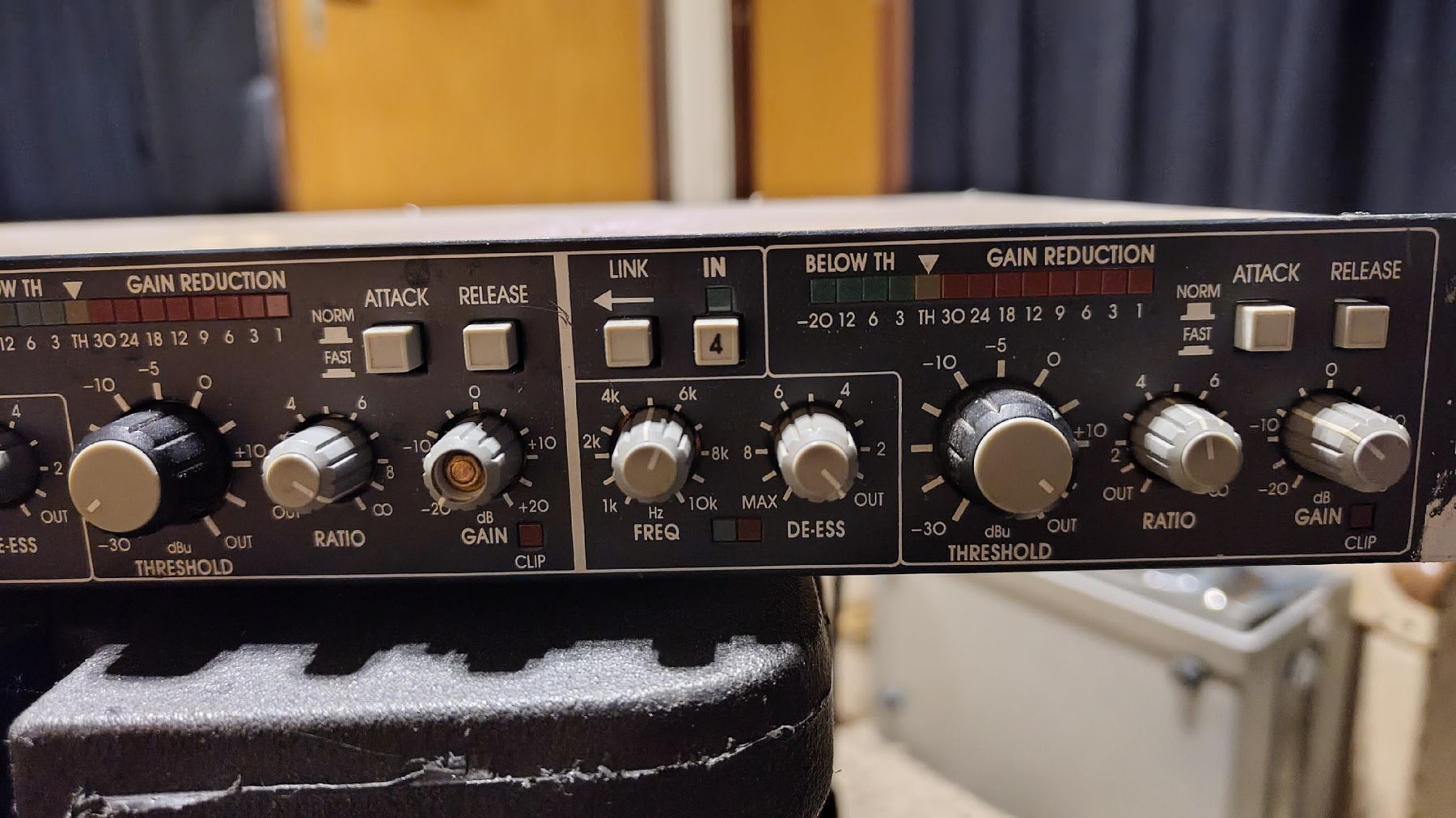Equalizer: Compressor De-esser 4 Channel BSS DPR-404 – Gebraucht aus Vilars NE von Filomusic 3