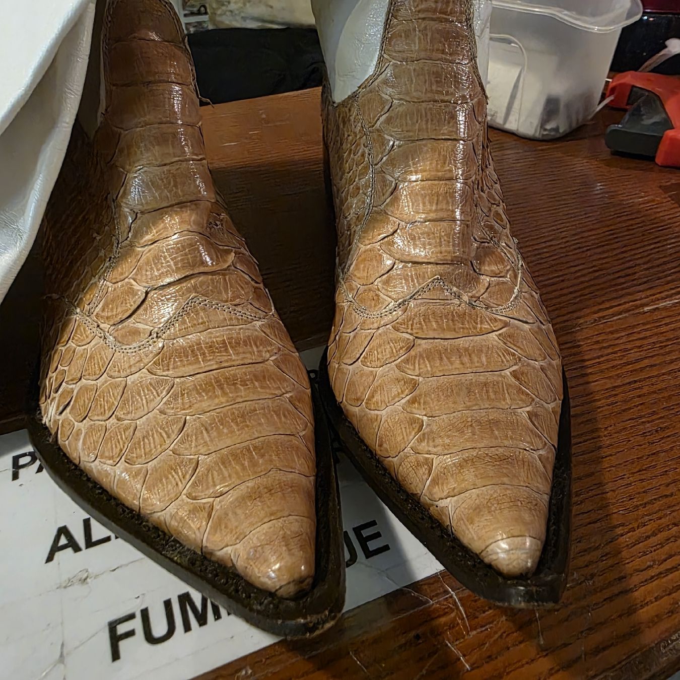Scarpe da donna: Gianni Barbato Y2K Bottes Python & Cuir Blanc 38 – Usato da Etoy venduto da Vinylafrime 4