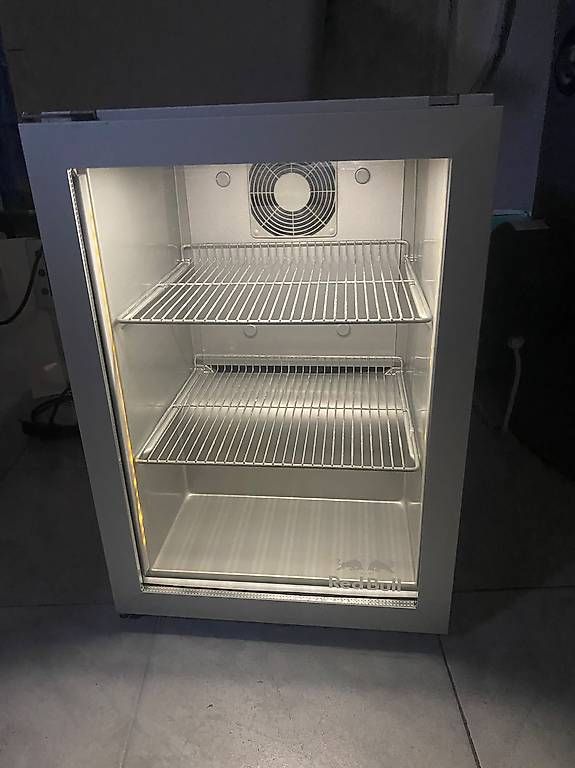 Kühlschrank: Redbull Kühlschrank mit Glastüre  – Gebraucht aus Wynau von Lorent_Be 1