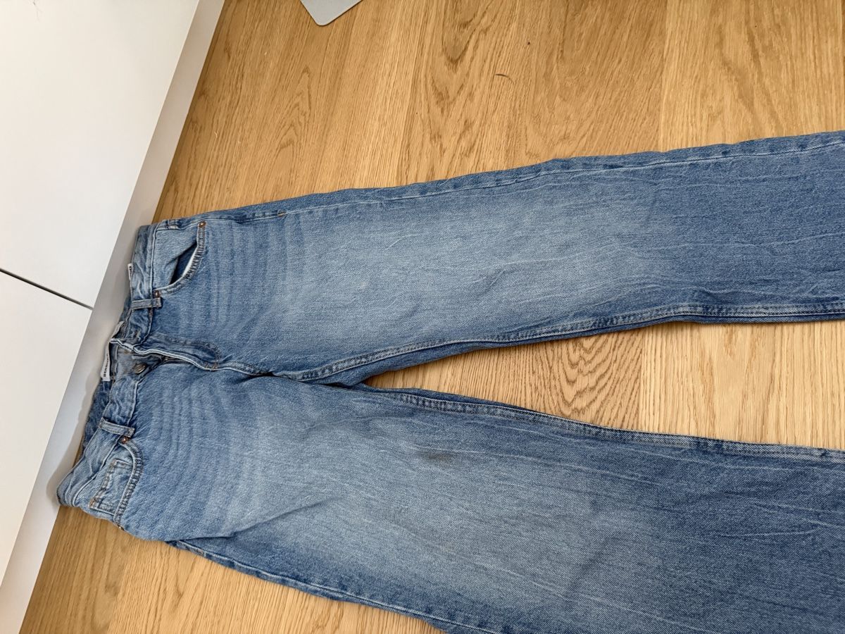 Bershka Jeans: jeans Bershka – D'occasion à Carouge GE par goi_krq7