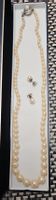Elegantes Perlen-Set: Kette und Ohrstecker 585 Gold