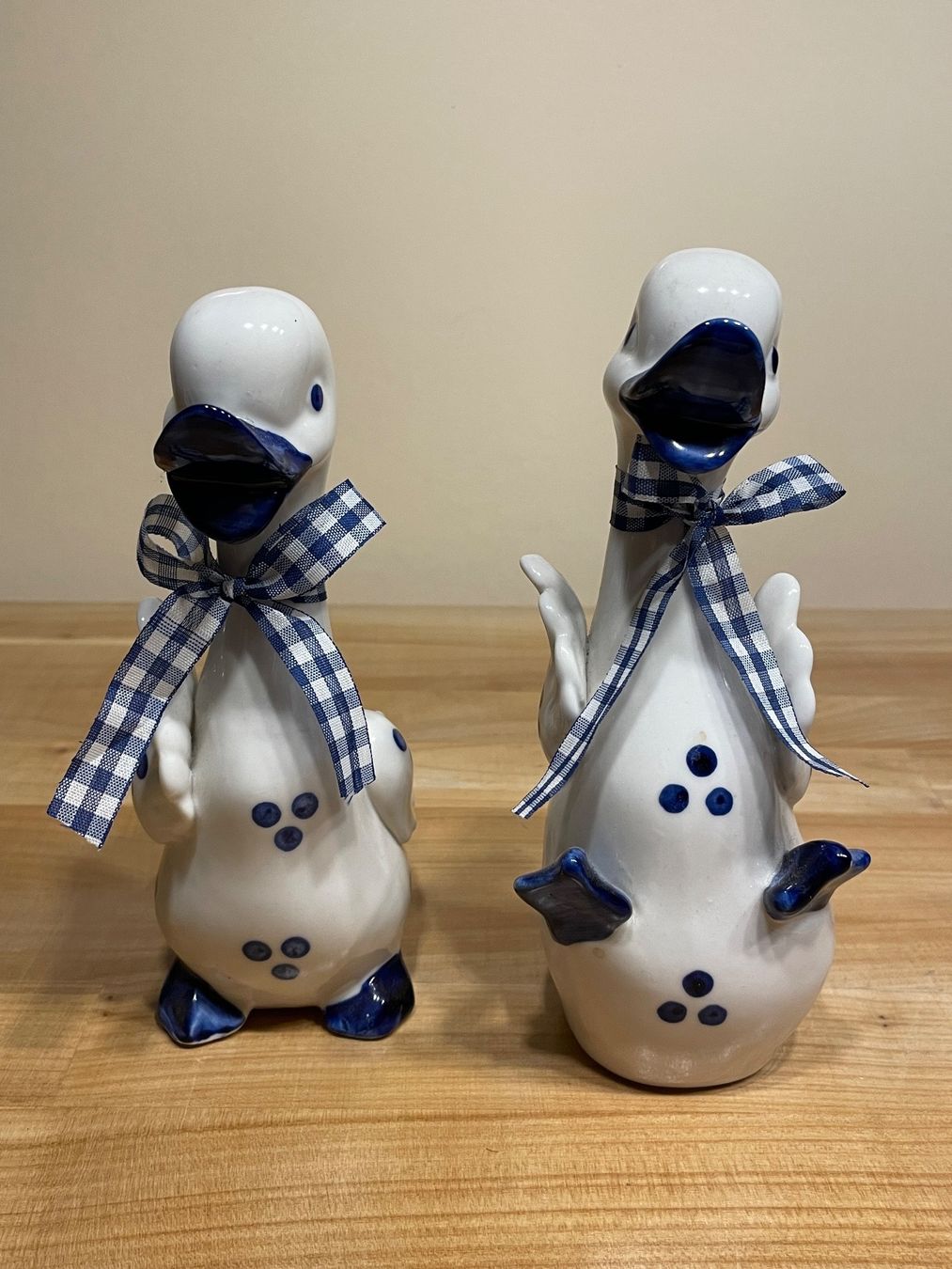 Statuette: 2 Keramik Enten Figuren – Usato da Rümlang venduto da euqinom16