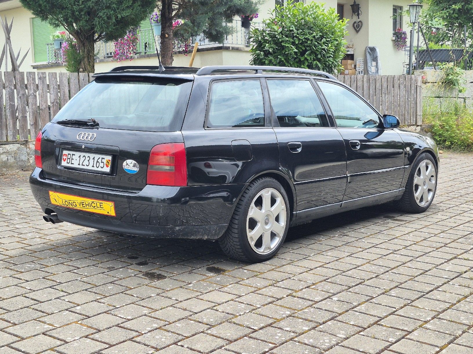 Audi Automobili: Audi A4 B5 Avant Quattro – Usato da Leuzigen venduto da Belmondolk 3