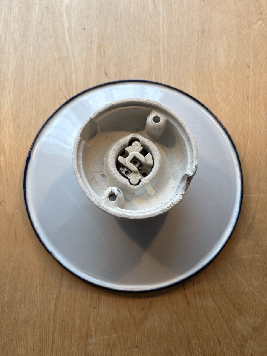 Lampadari & plafoniere: Antike Industriedeckenleuchte – Usato da Thun venduto da Gitarre-1 1