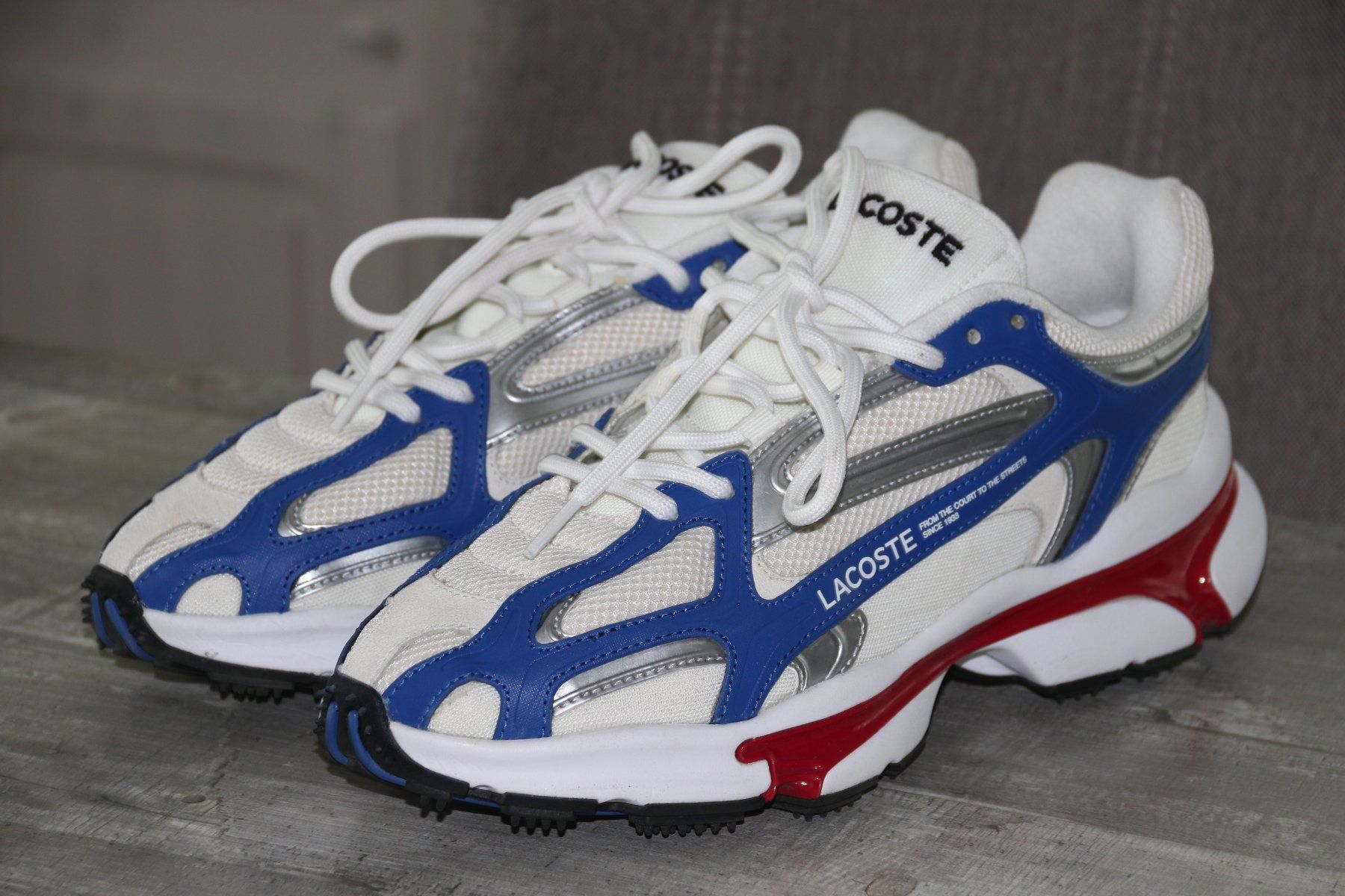 Lacoste Scarpe da uomo: Wunderschöne Schuhe von Lacoste eher Gr.43 wie neu – Nuovo (secondo la descrizione) da Oberwil-Lieli venduto da Svetlana28 2