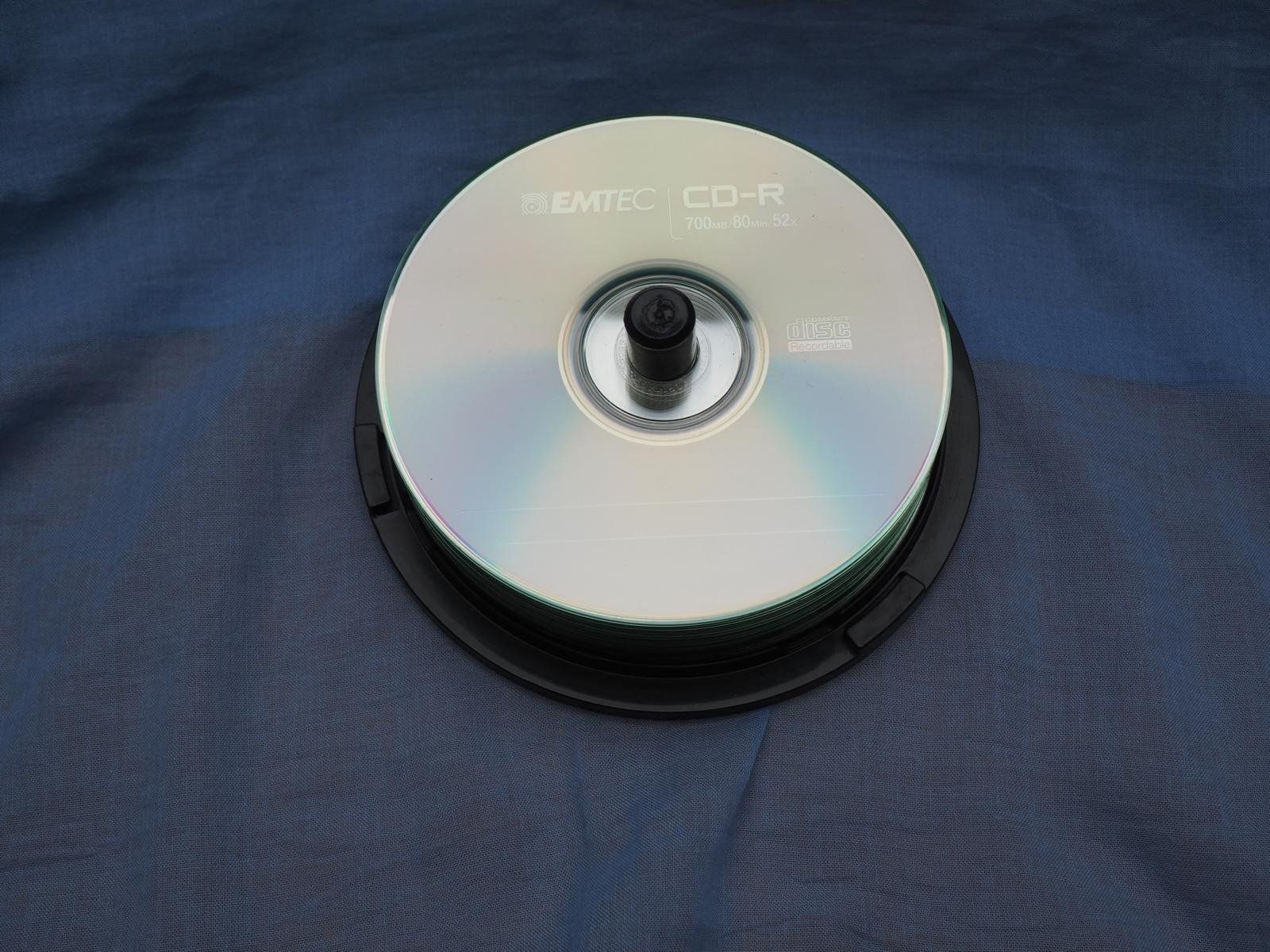 CD & DVD-Rohlinge: EMTEC CD-R 700 MB – Neu (gemäss Beschreibung) aus Grenchen von