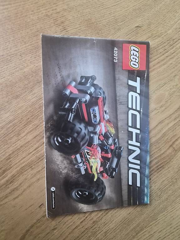Kit di costruzioni: Lego technic car mit Rückziehmotor. – Usato da Heiligenschwendi venduto da Lotusse-hair 2