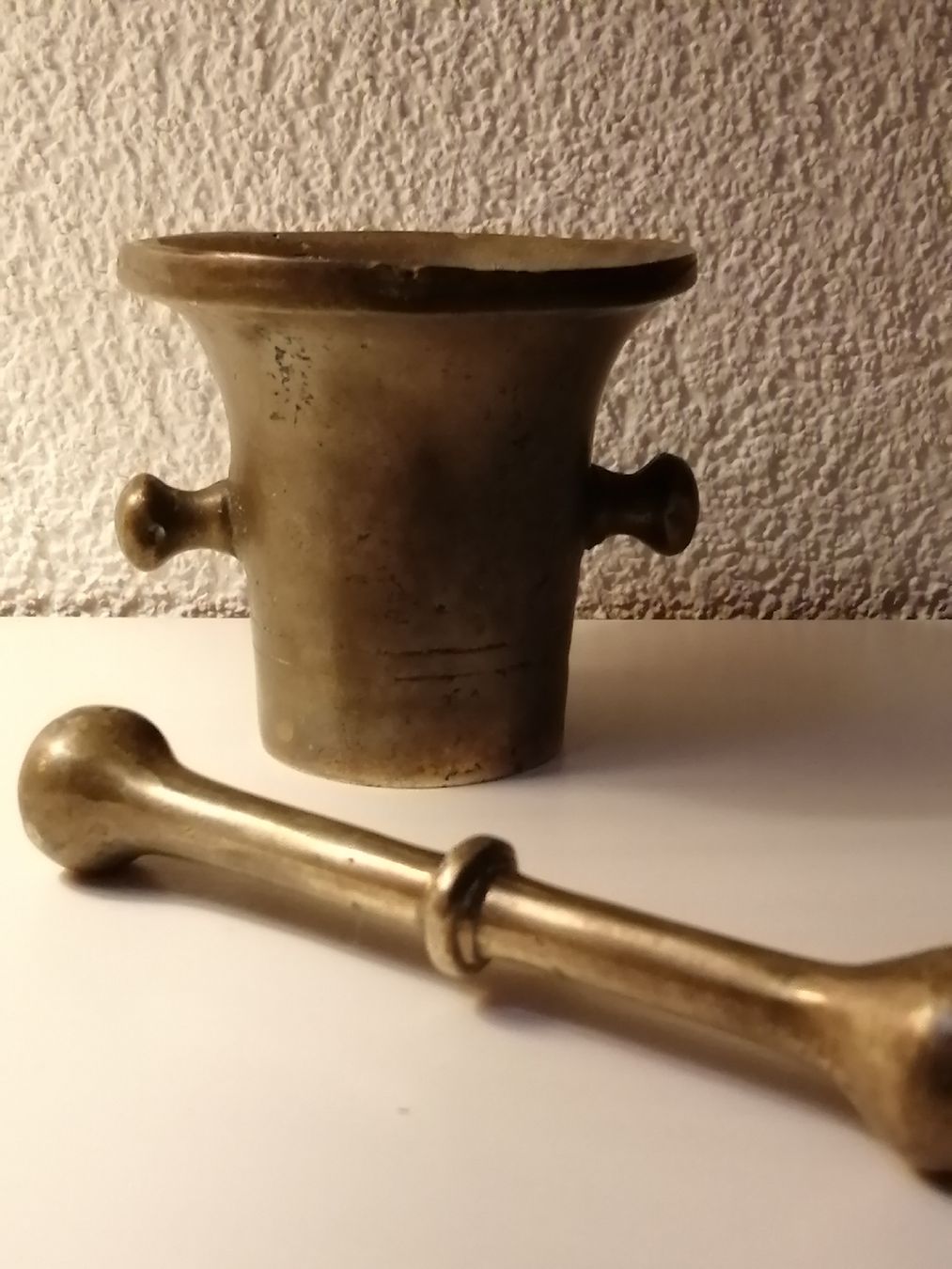 Altro per cucinare: Antiker grosser Mörser mit Pistill – Usato da Nunningen venduto da silvermoon68 5