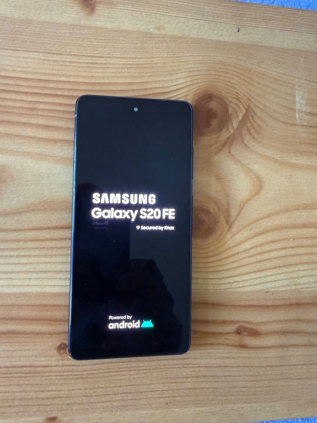 Samsung Telefoni cellulari / Smartphones: Samsung S20 FE  128Go – Usato da Le Grand-Saconnex venduto da mordjane1996 2