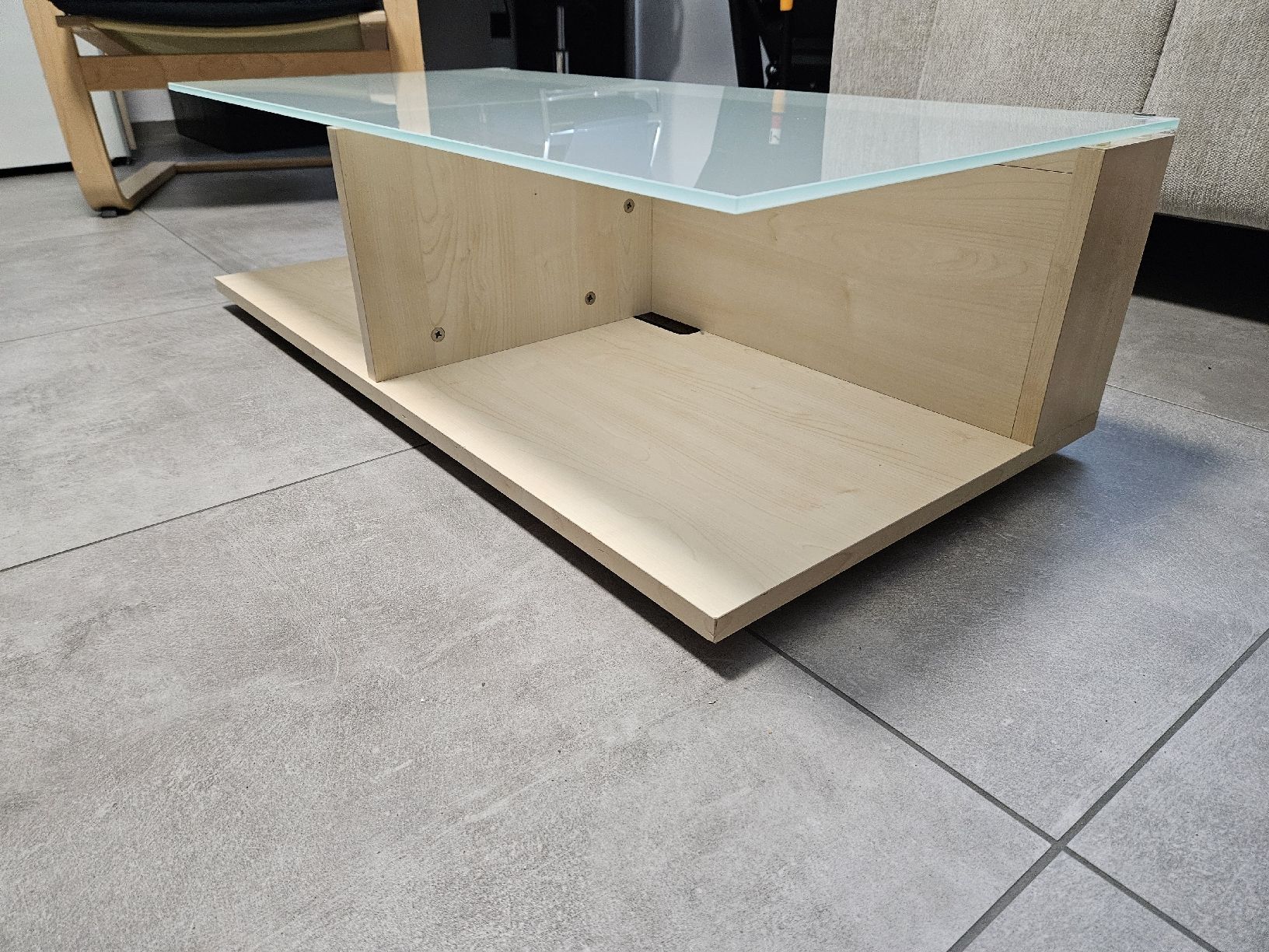Mobili TV: TV Möbel Holz mit Glas Platte – Usato da Widnau venduto da Drapo 1