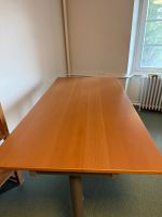 Schreibtisch von Ikea