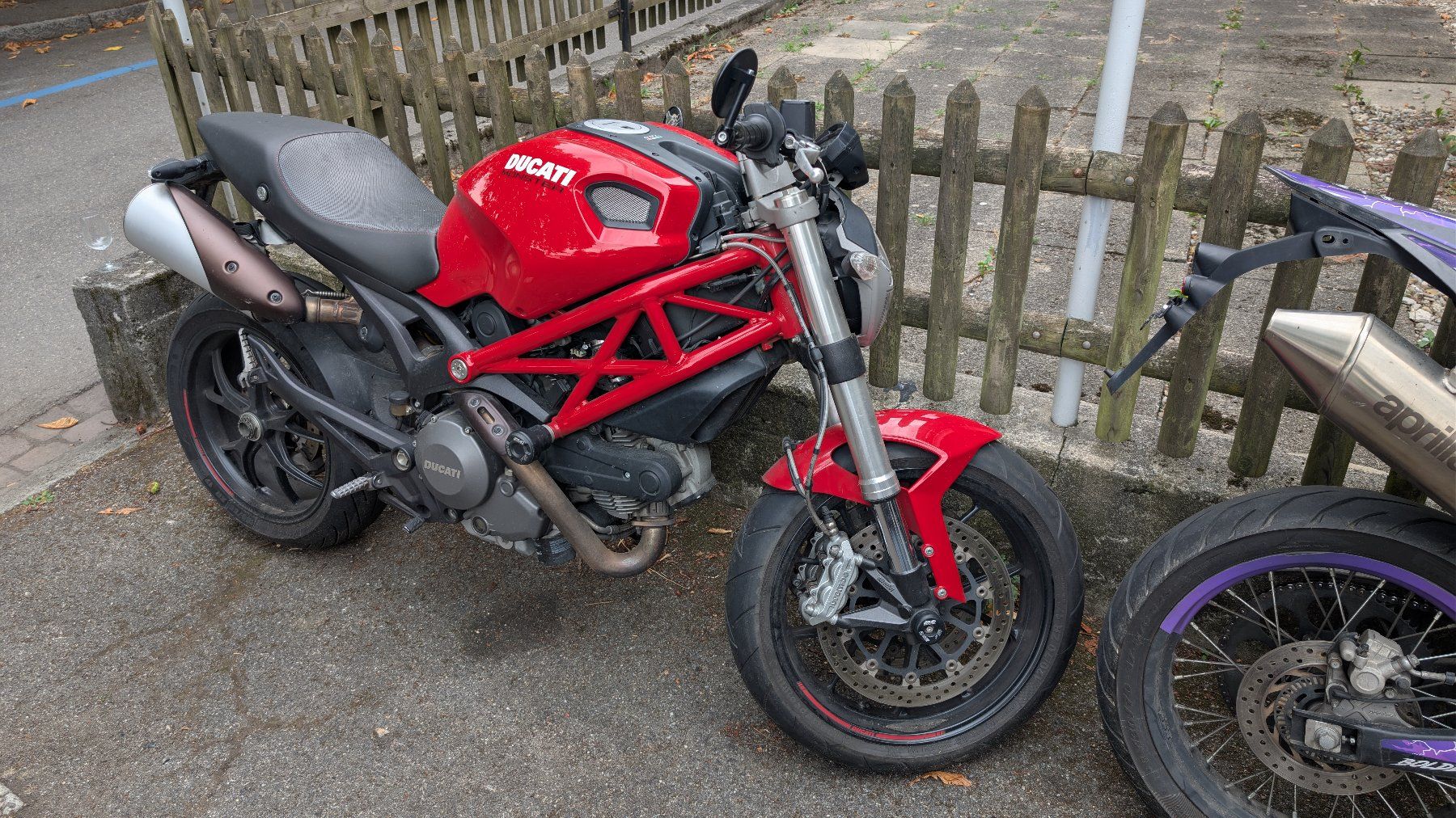Ducati Route: Ducati Monster 796 – Défectueux à Basel par Motorrad-Classic