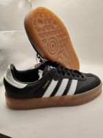Adidas - Sambae - Core Black/Cloud White/Gold Gr. 40.5