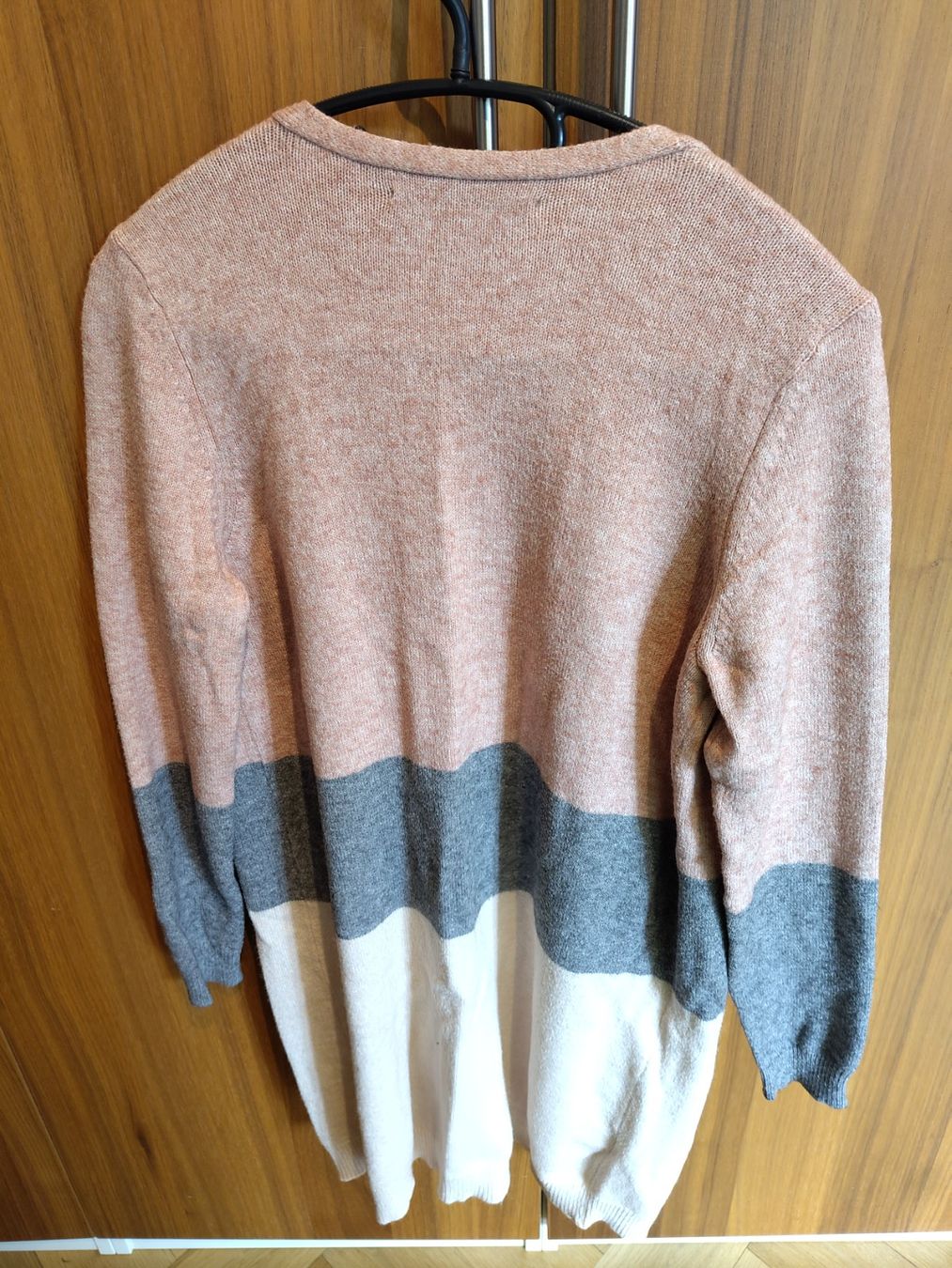 Only Giacche: Jäckchen / Cardigan – Usato da Bern venduto da Linii 1
