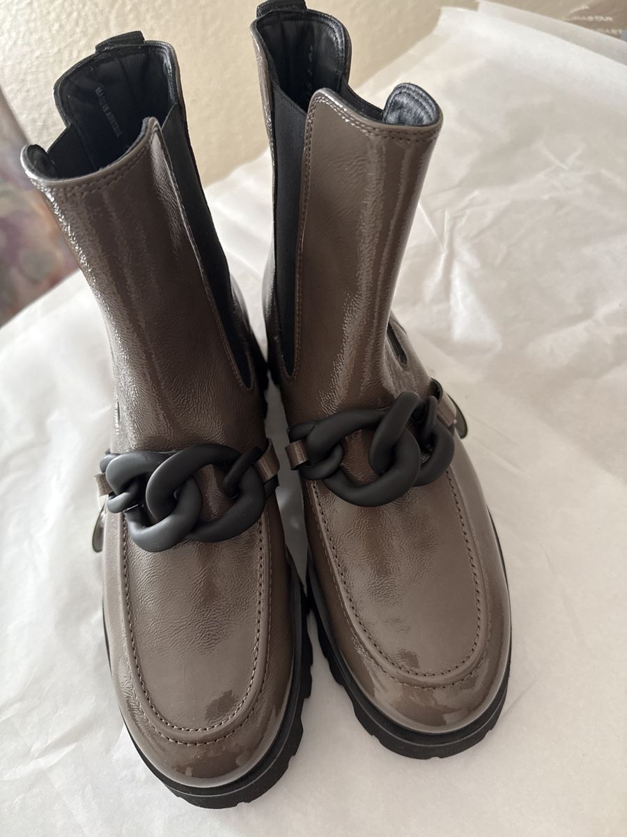 Paul Green Damenschuhe: Neue Lackleder-Boots von Paul Green – Neu (gemäss Beschreibung) aus Geuensee von Gagisi