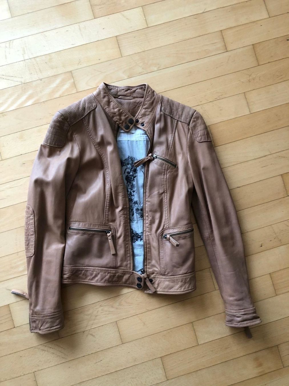Jacken: Damen Lederjacke, beige, Grösse S – Gebraucht aus Luzern von Sandiego2006